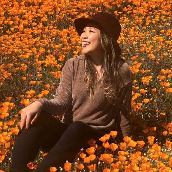 Meet your Posher, Tiffany - Picture 1 of 1